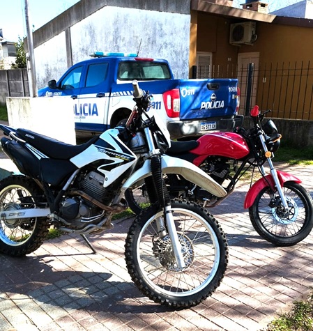 00 BENGOLEA motos poli