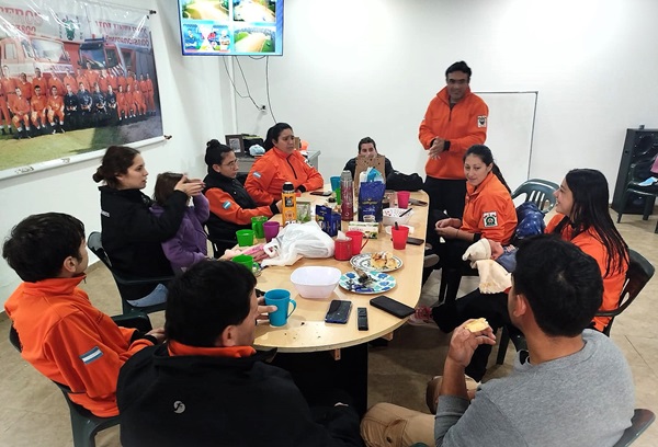 00 dia bombero desayuno
