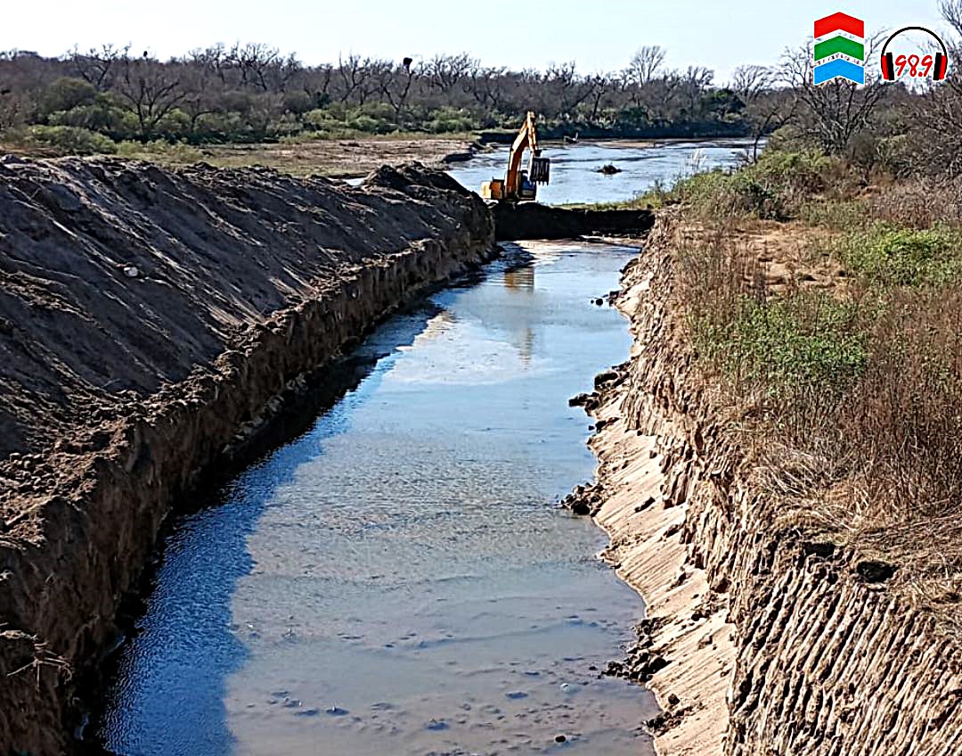 Las Acequias obra rio